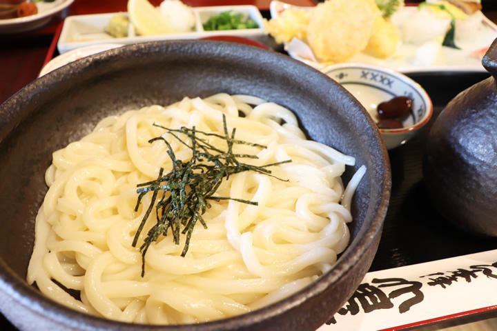 うどん本陣山田家